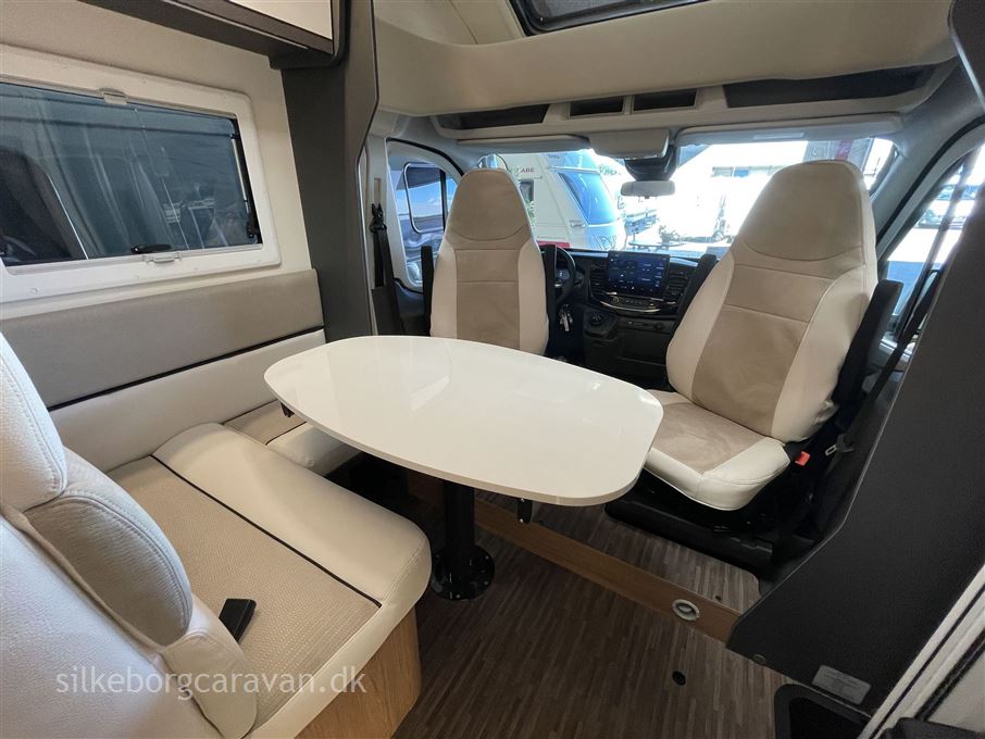 Elnagh Baron 539 Compact